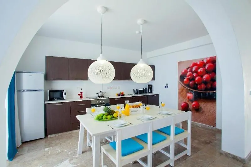 Louis Althea Beach Protaras 4*,