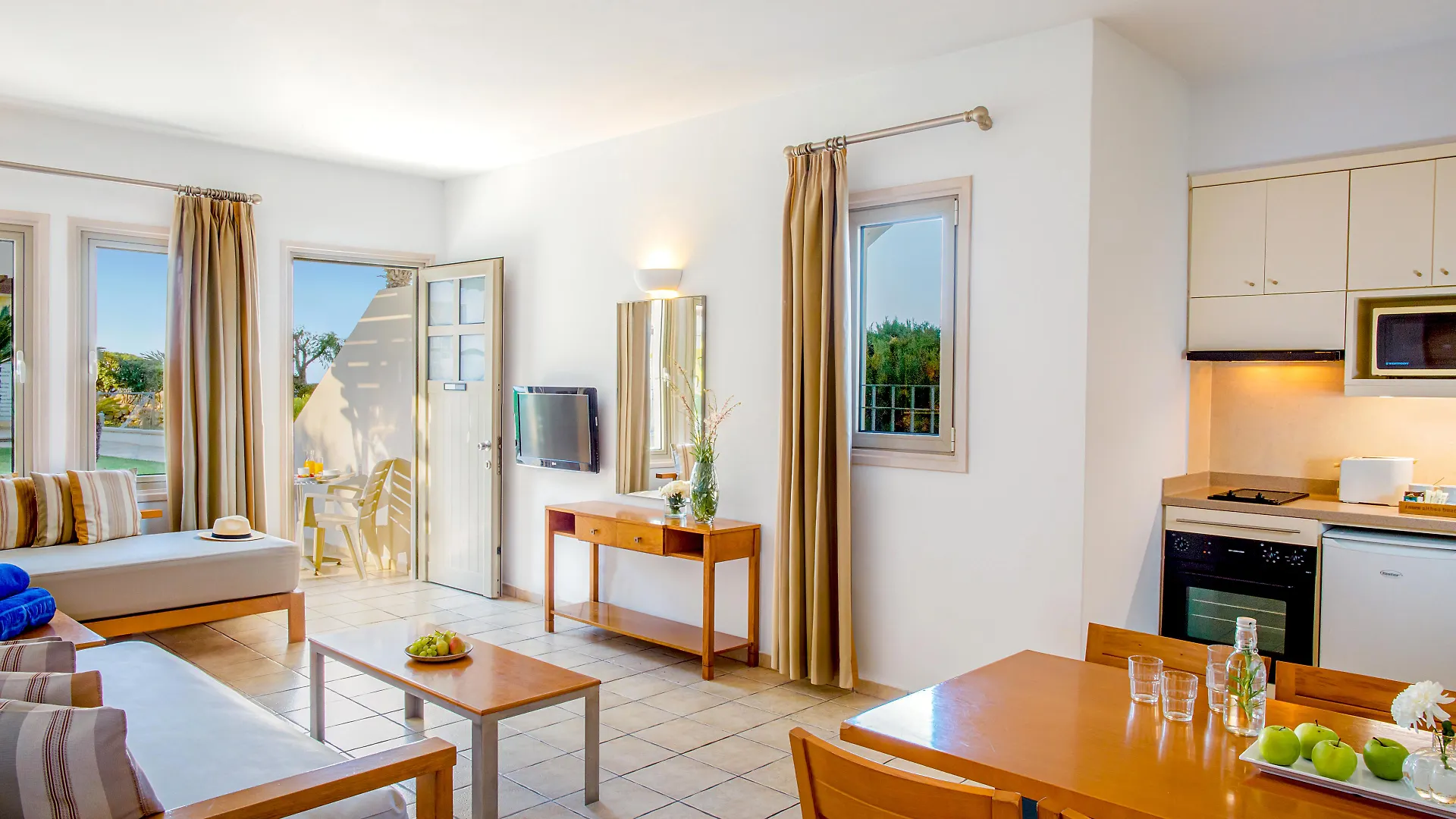 Louis Althea Beach Protaras 4*,