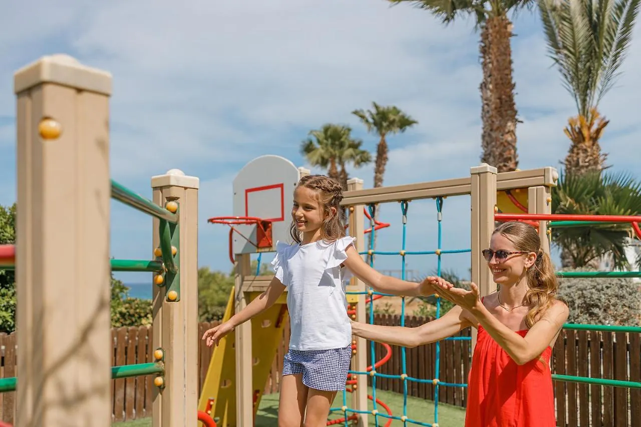 Louis Althea Beach Protaras 4*,